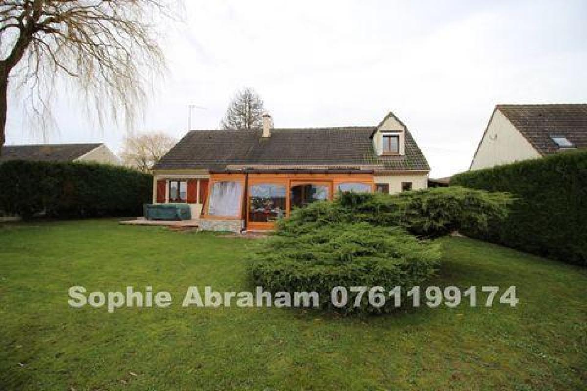 Picture of Home For Sale in Dourdan, Centre, France