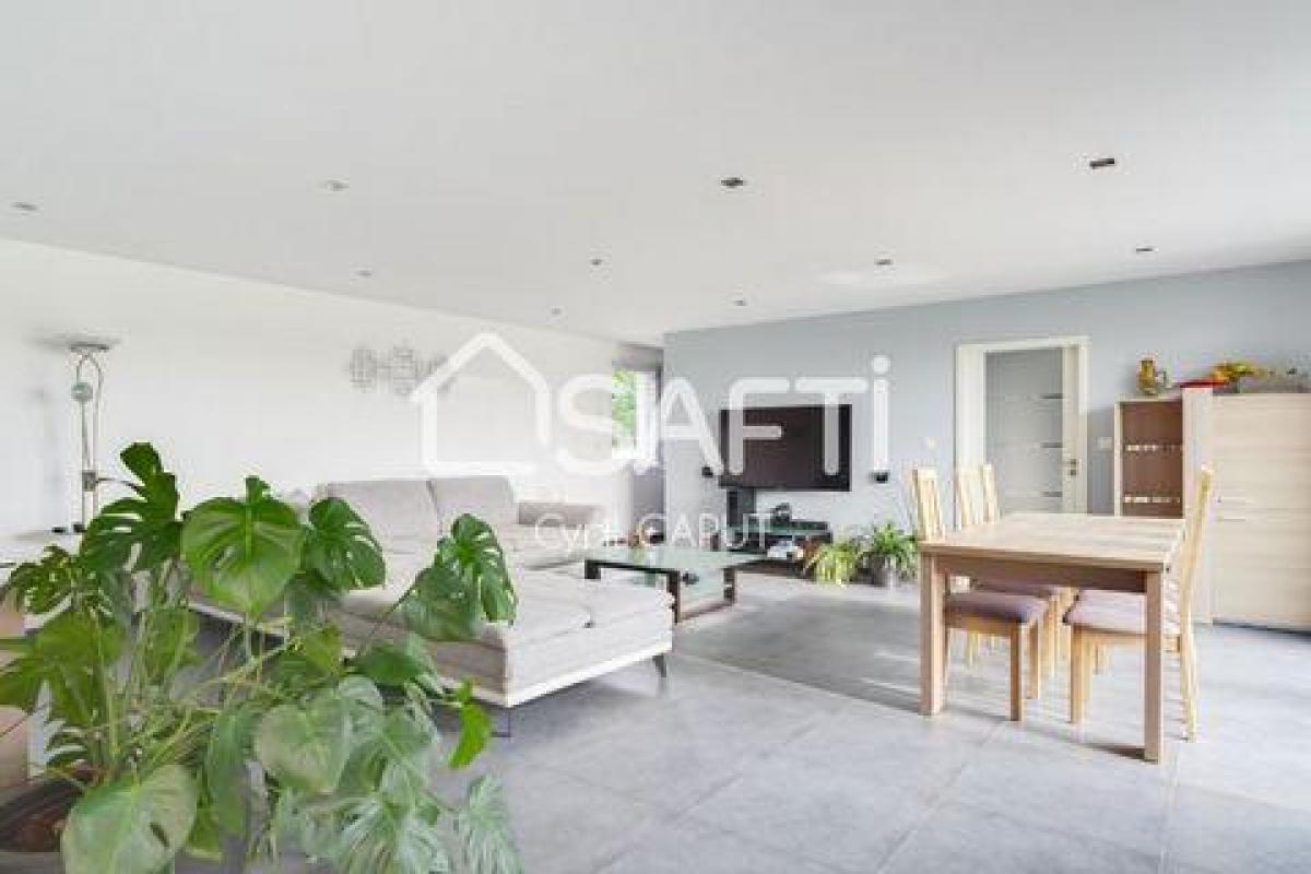 Picture of Home For Sale in Lexy, Lorraine, France