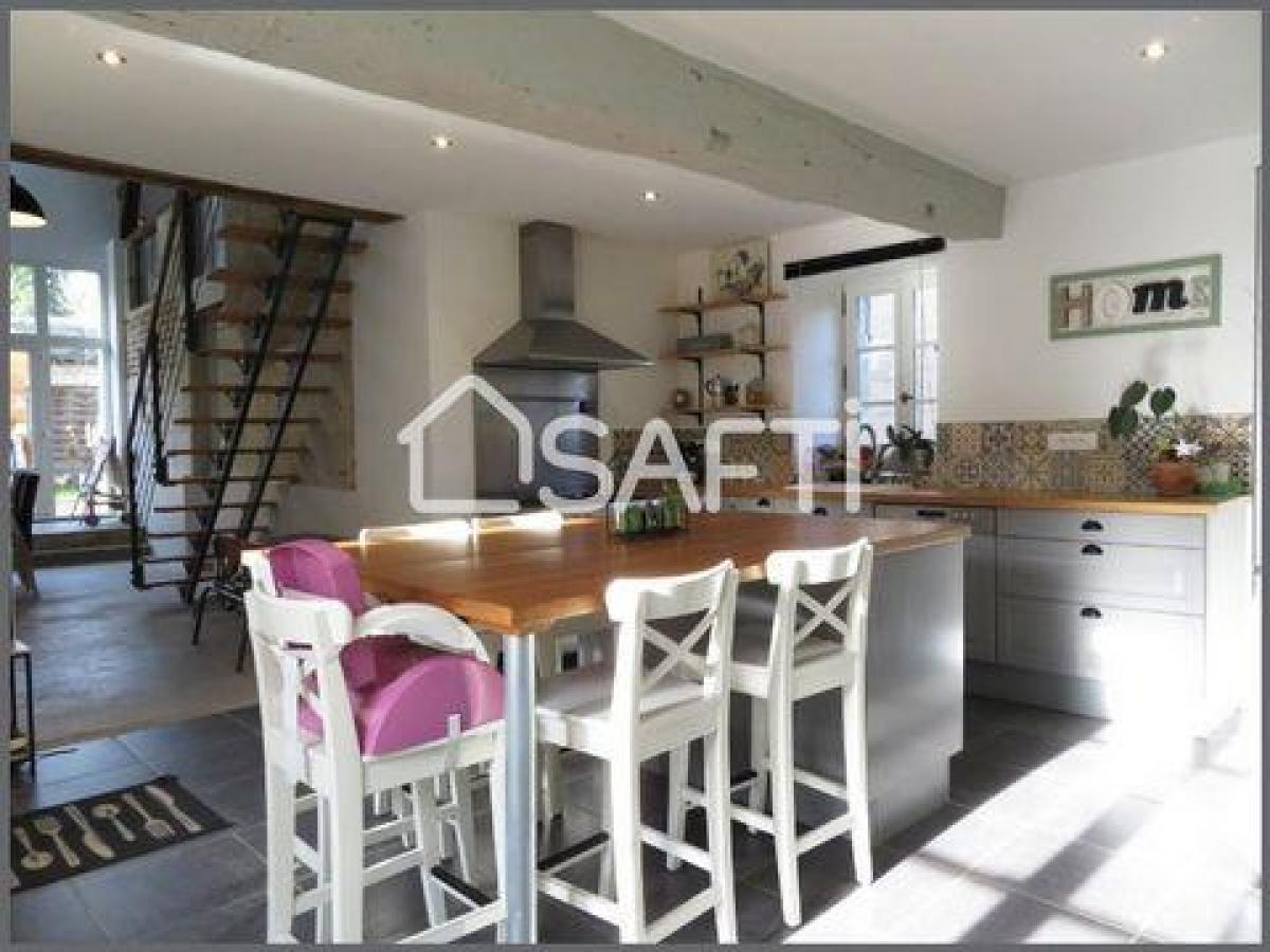 Picture of Home For Sale in Vendome, Centre, France