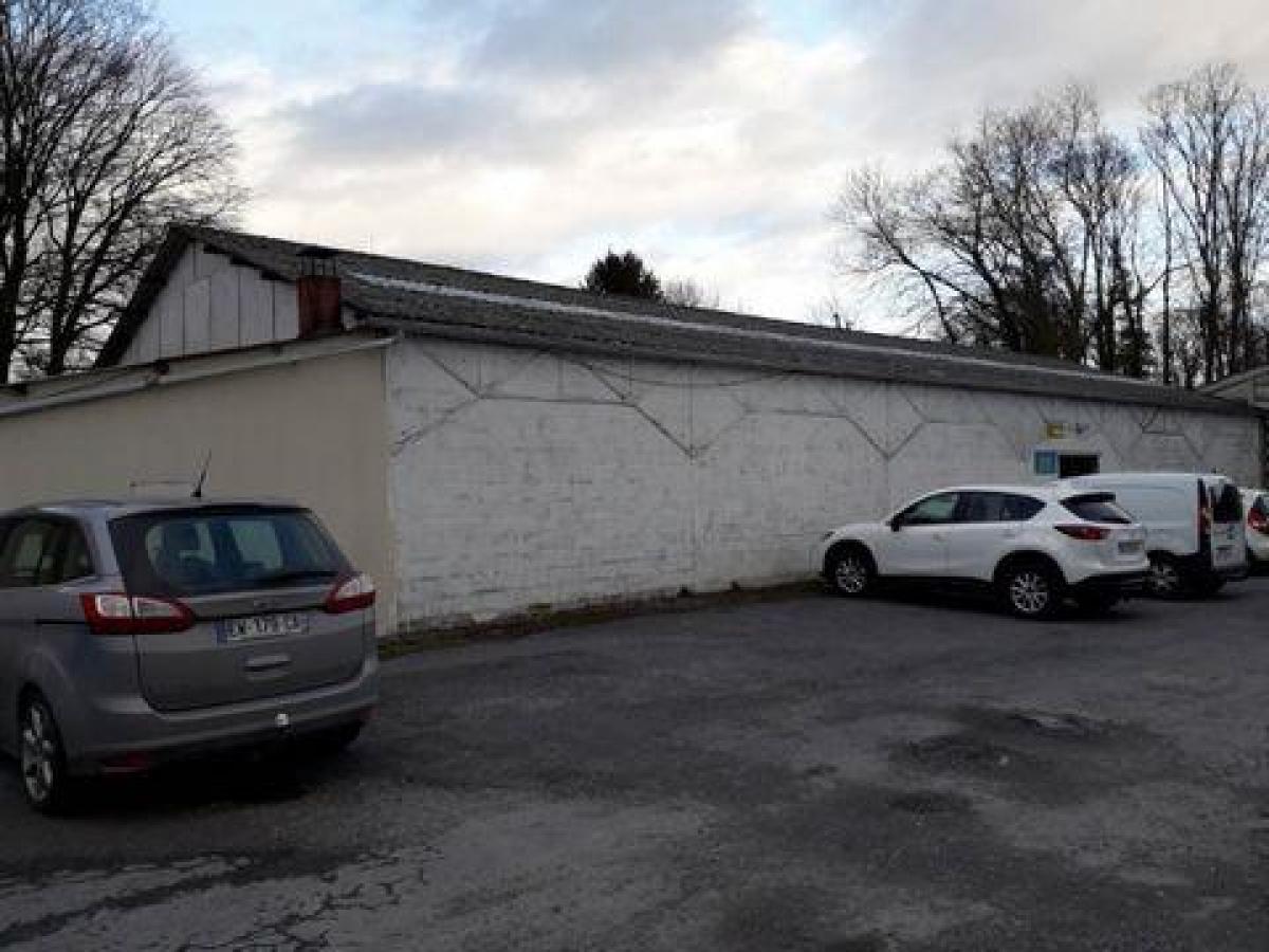 Picture of Office For Sale in Doingt, Picardie, France