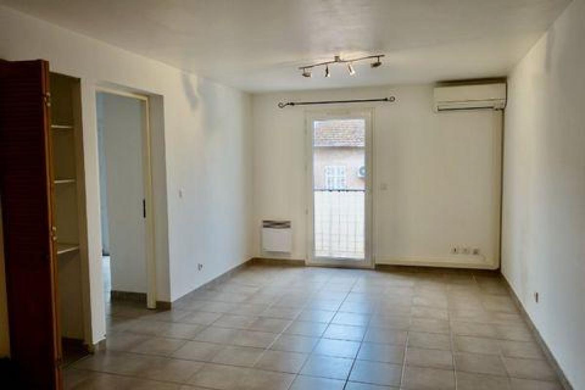 Picture of Apartment For Sale in Puget-sur-Argens, Cote d'Azur, France