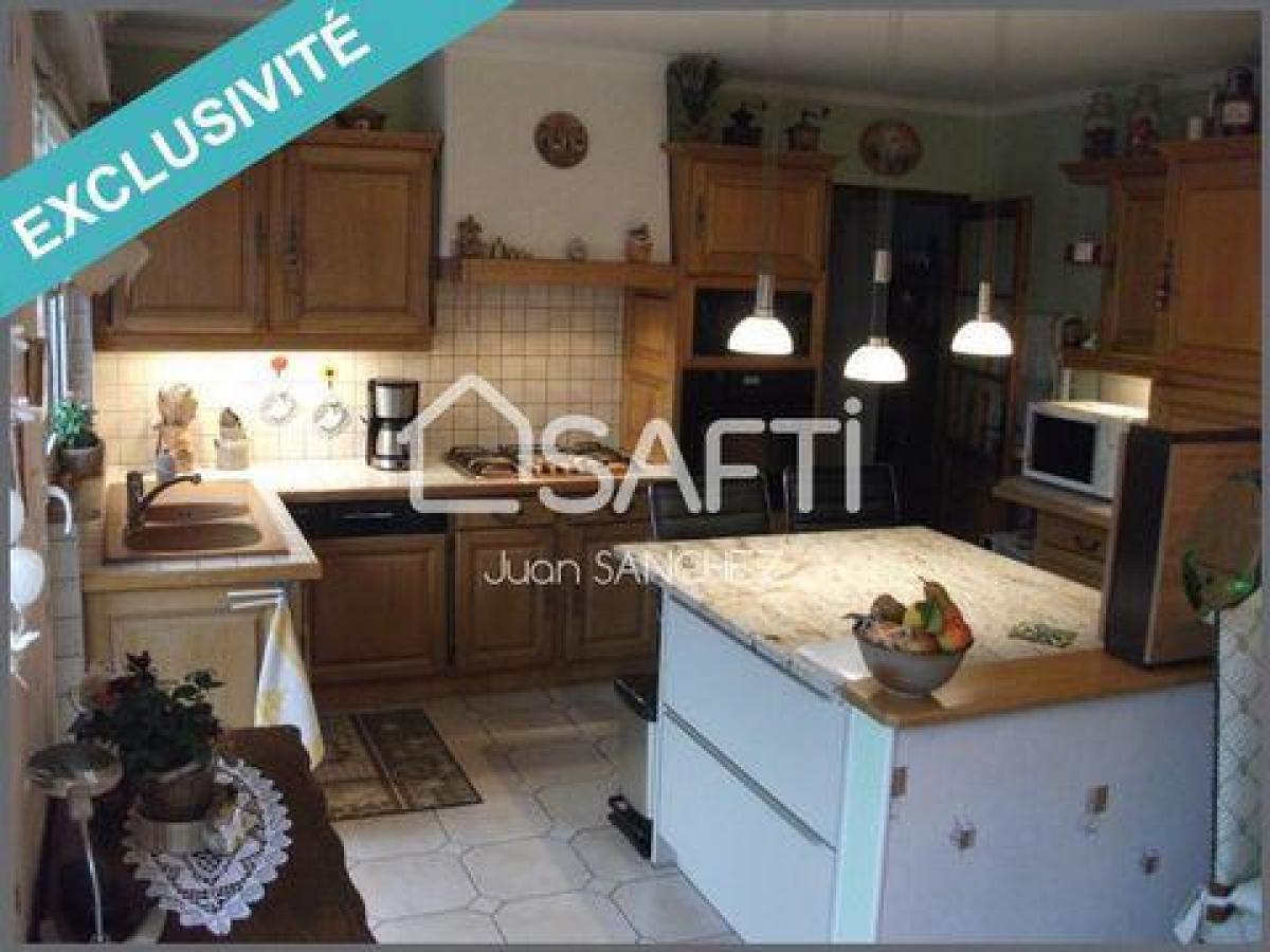 Picture of Home For Sale in Florange, Lorraine, France