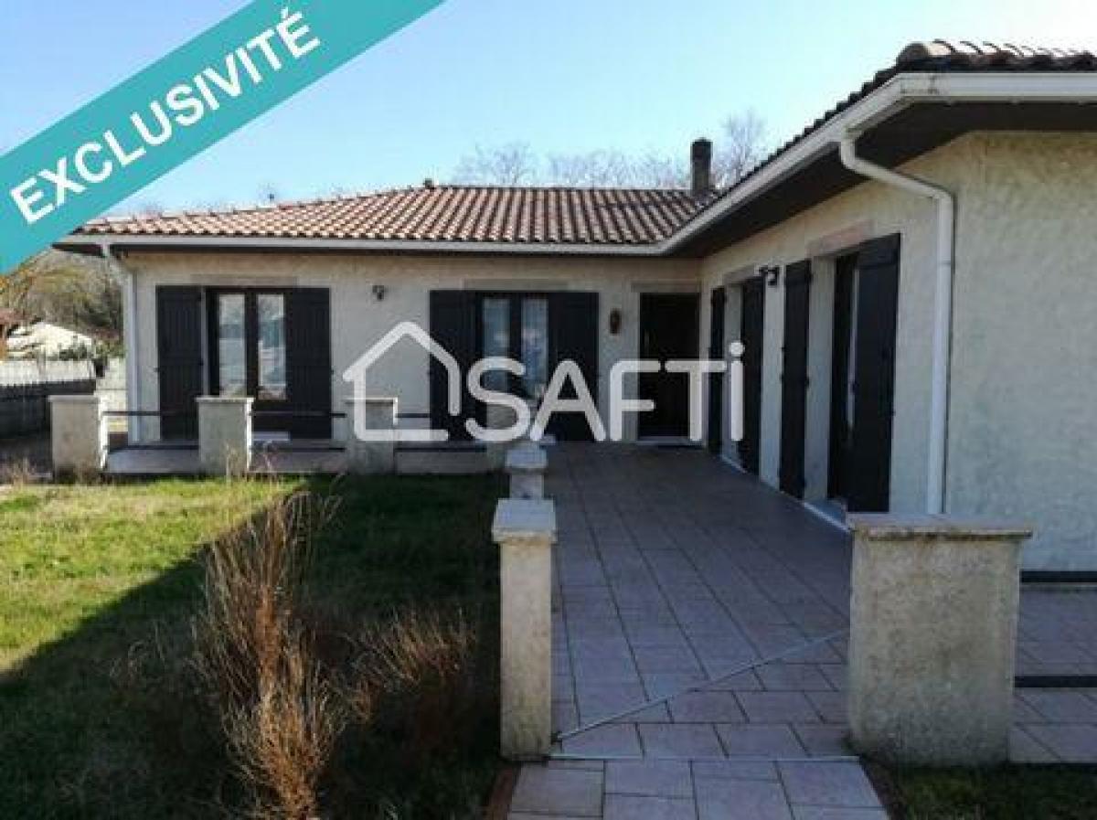 Picture of Home For Sale in Podensac, Aquitaine, France