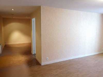 Apartment For Sale in Chagny, France