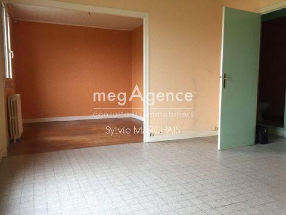 Picture of Home For Sale in Migennes, Bourgogne, France