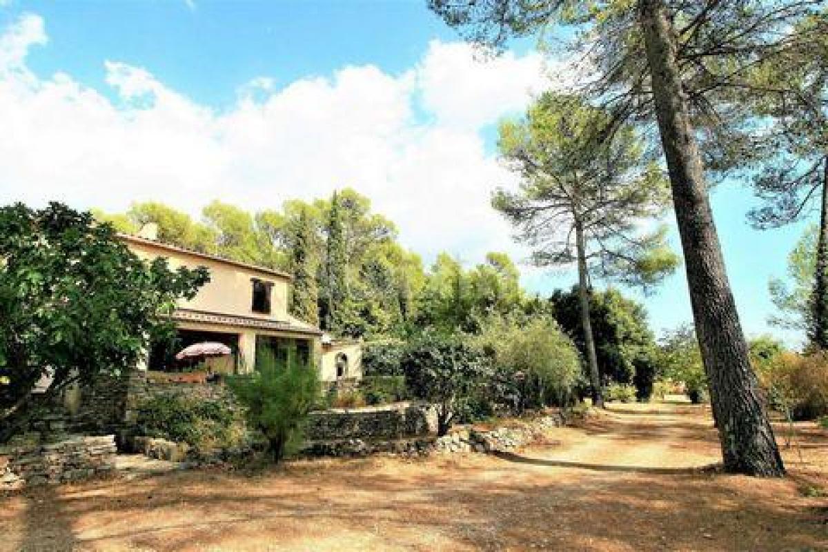 Picture of Home For Sale in LORGUES, Cote d'Azur, France
