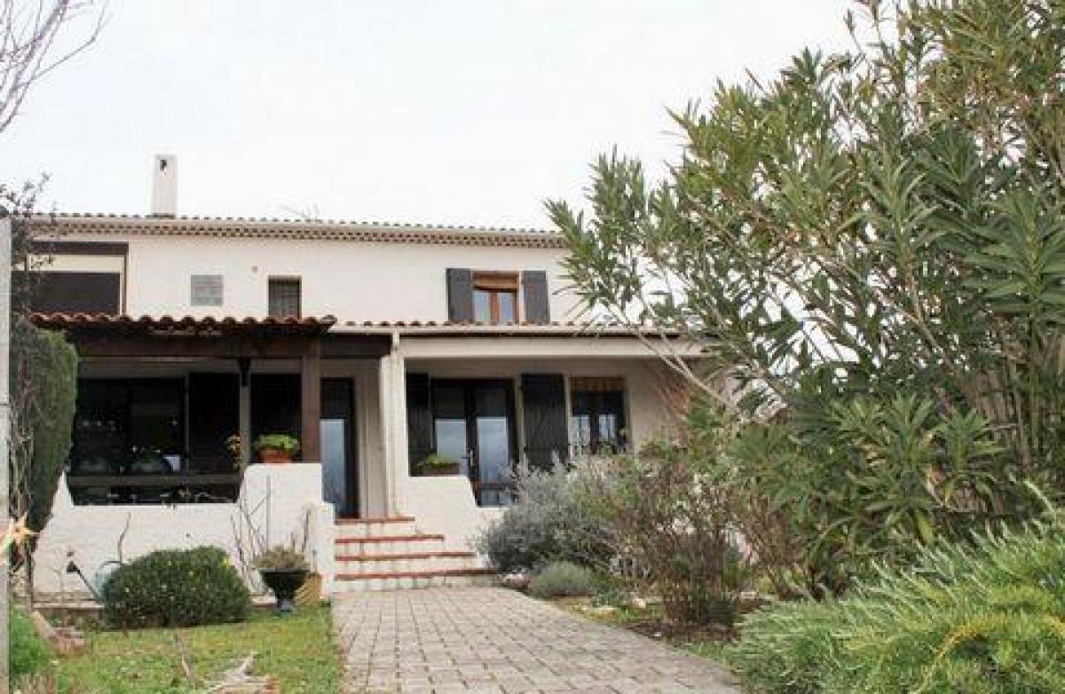 Picture of Home For Sale in Brignoles, Cote d'Azur, France