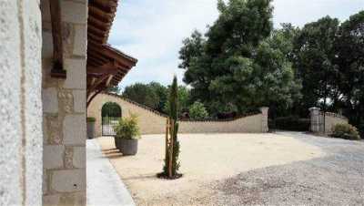Home For Sale in Monflanquin, France