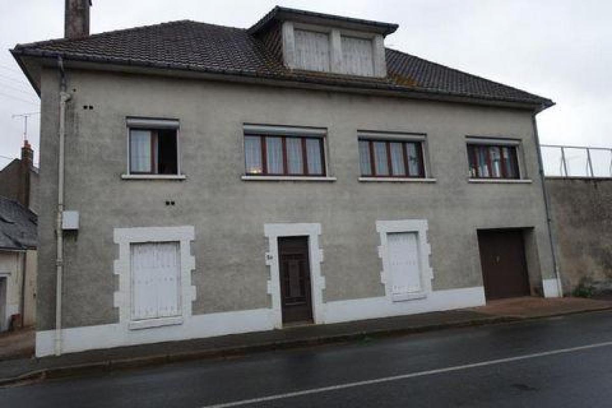 Picture of Home For Sale in Blois, Centre, France
