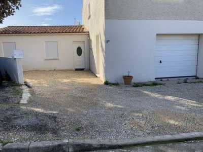 Apartment For Rent in Vitrolles, France