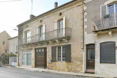 Home For Sale in Sarlat La Caneda, France