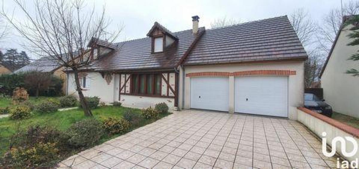 Picture of Home For Sale in Salbris, Centre, France