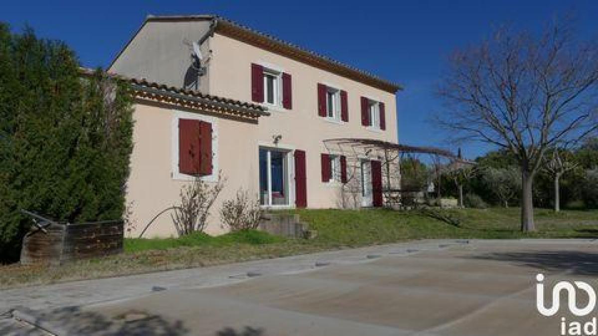 Picture of Home For Sale in Aubignan, Provence-Alpes-Cote d'Azur, France