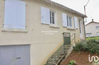 Home For Sale in La Chataigneraie, France