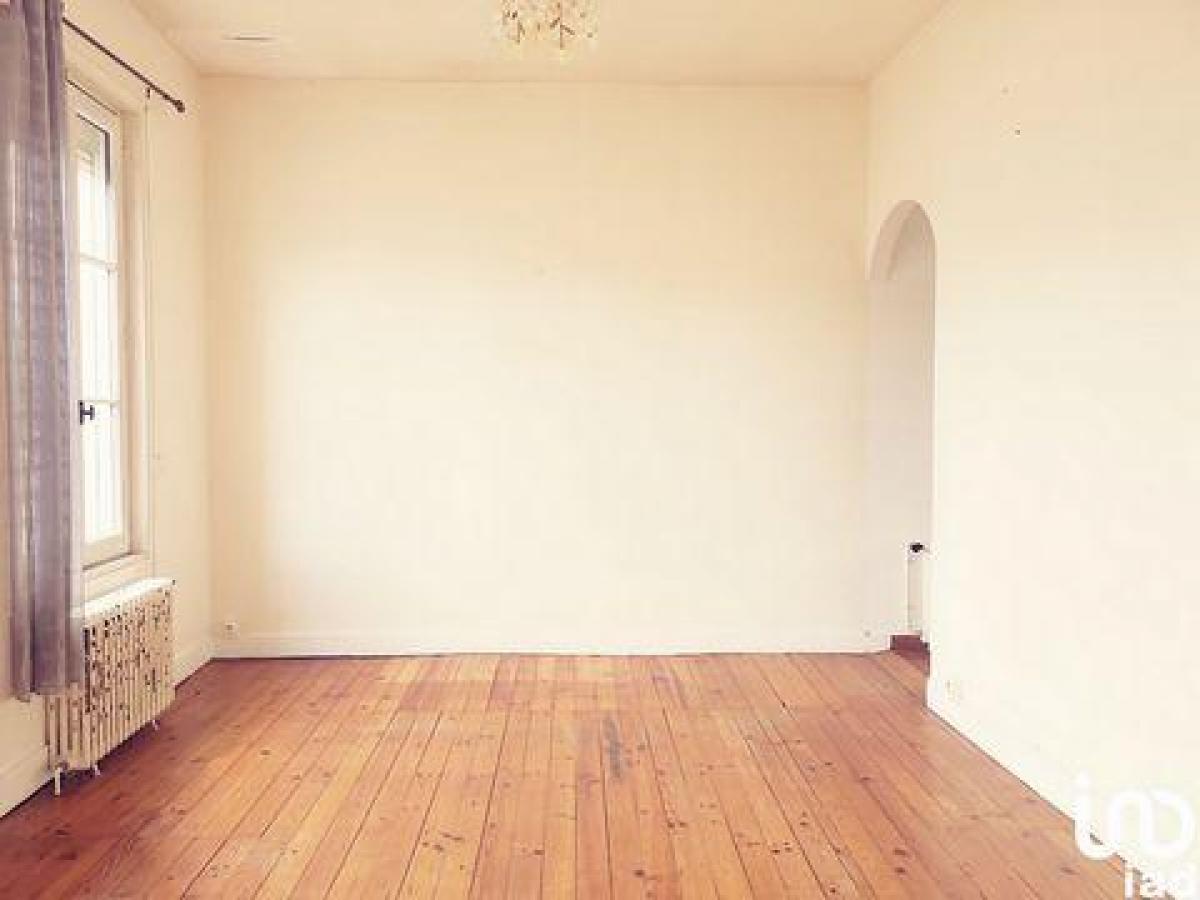 Picture of Home For Sale in Libourne, Aquitaine, France