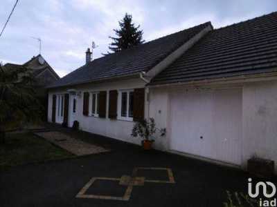 Home For Sale in Carlepont, France