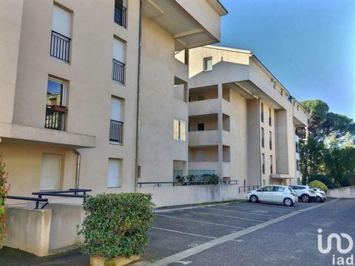 Picture of Condo For Sale in Manosque, Provence-Alpes-Cote d'Azur, France