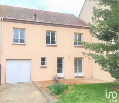 Home For Sale in Amilly, France