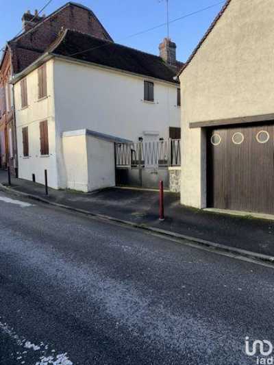 Home For Sale in Beauvais, France