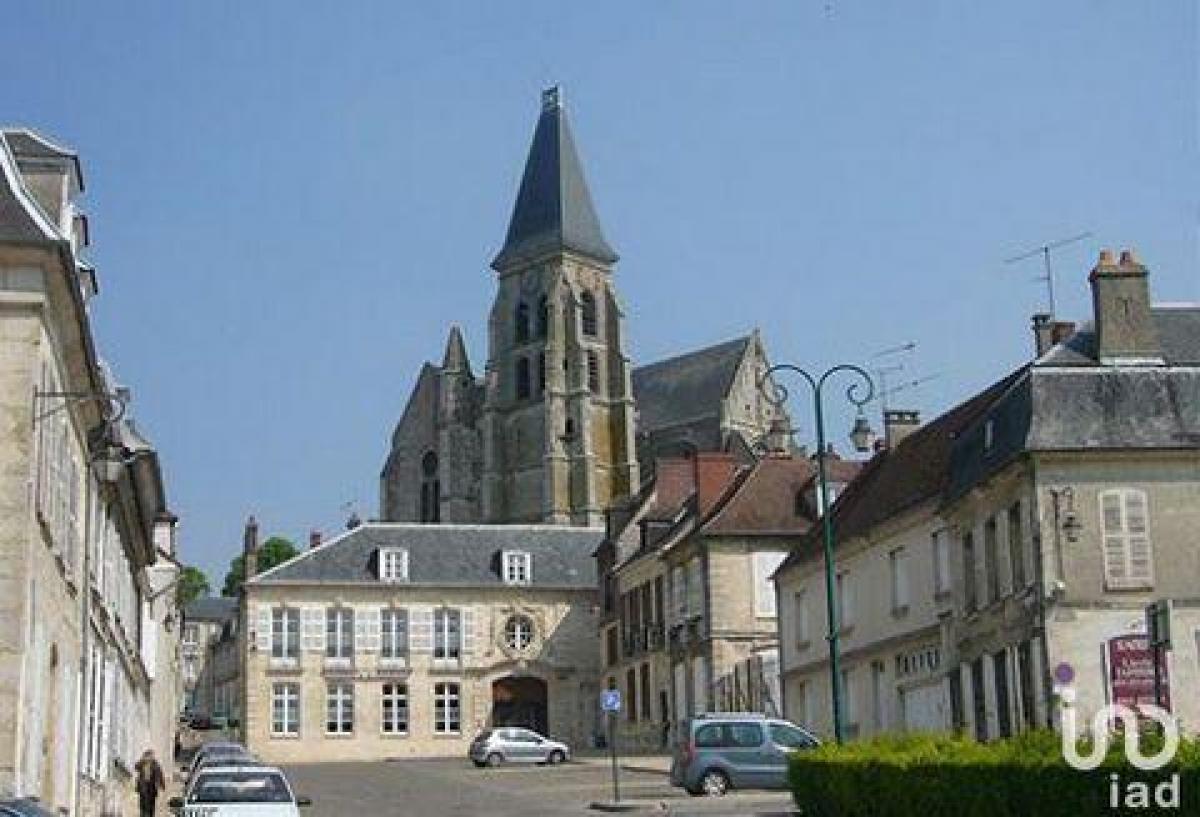 Picture of Apartment For Sale in Clermont, Picardie, France