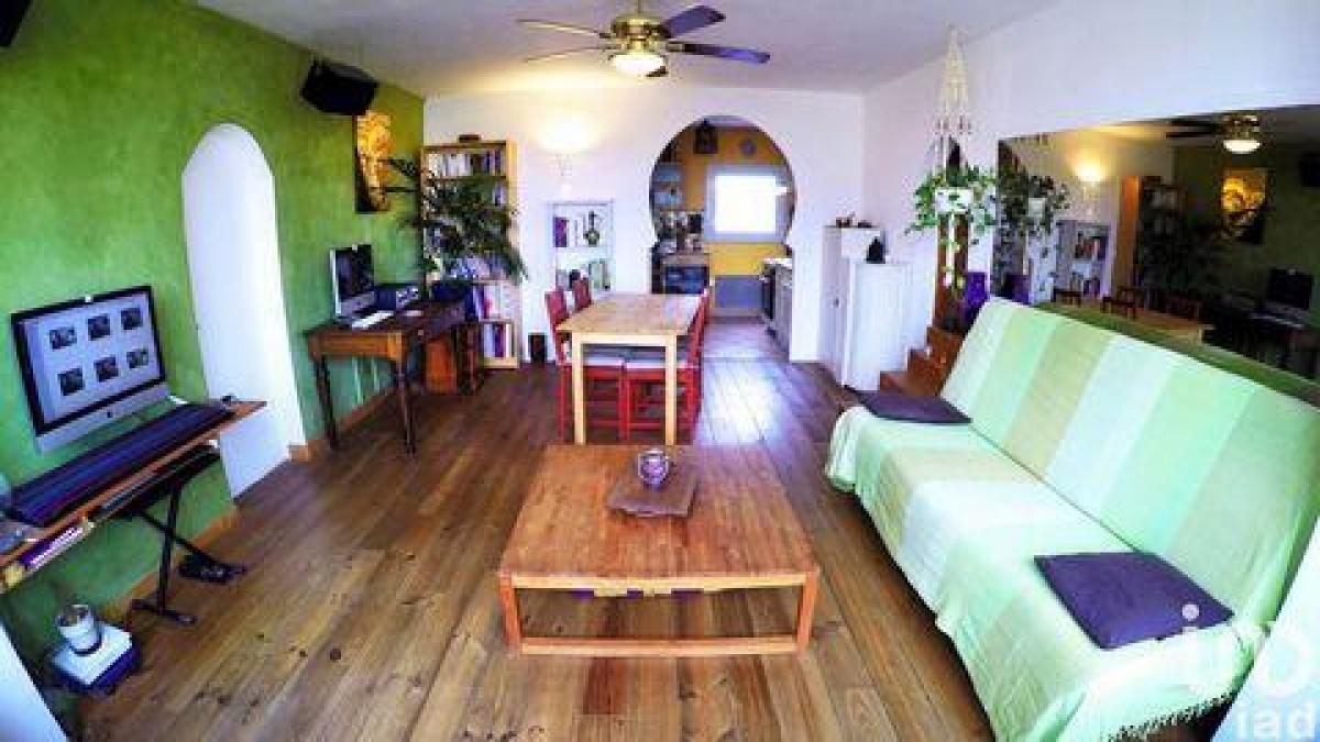 Picture of Condo For Sale in Marignane, Provence-Alpes-Cote d'Azur, France