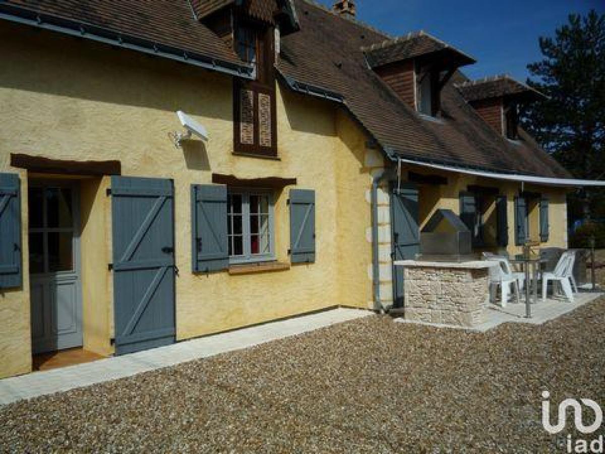 Picture of Home For Sale in Ambillou, Centre, France