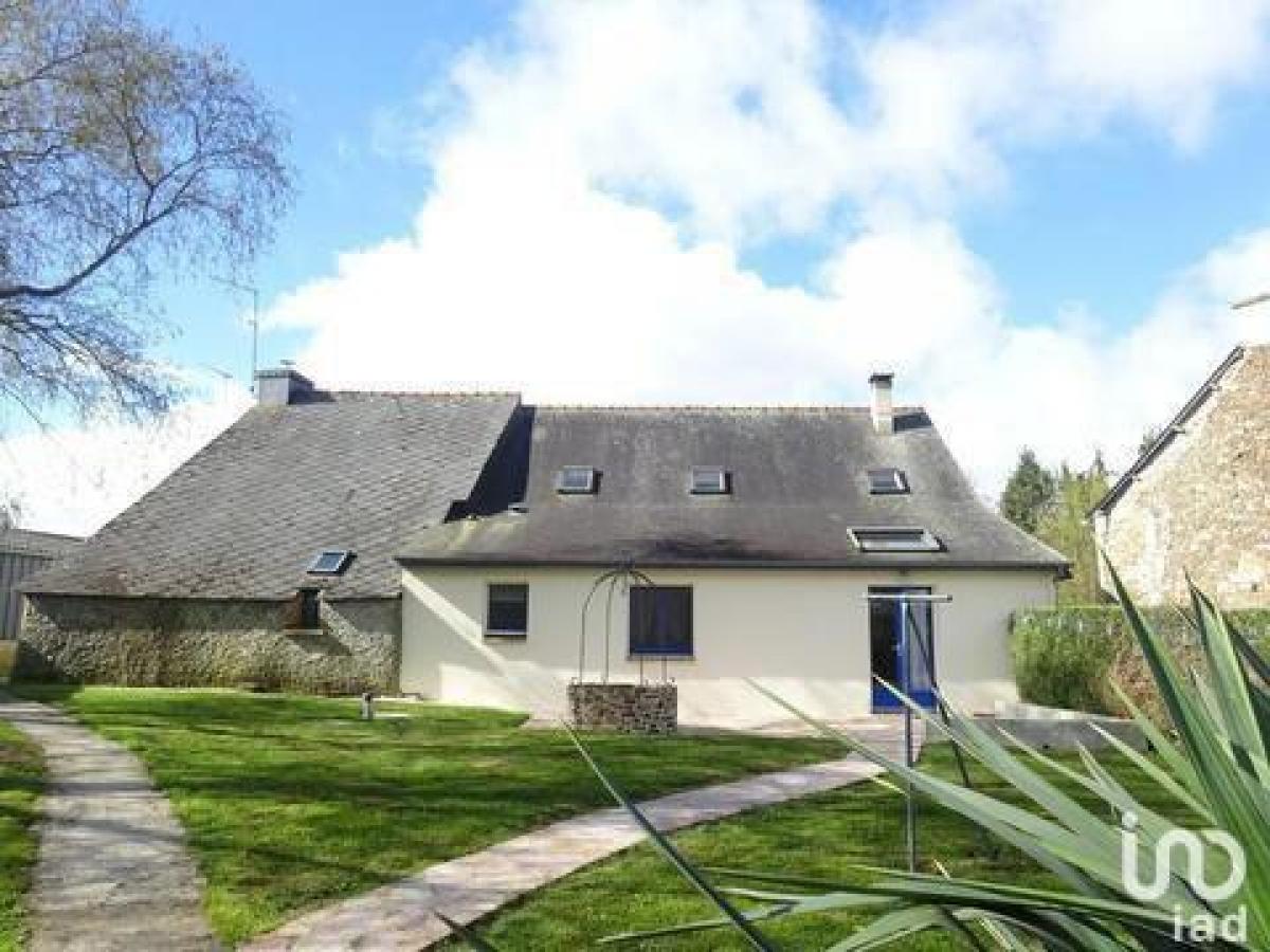 Picture of Home For Sale in Mohon, Morbihan, France