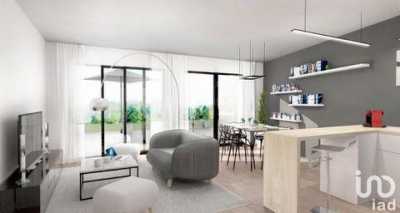 Condo For Sale in Corbie, France