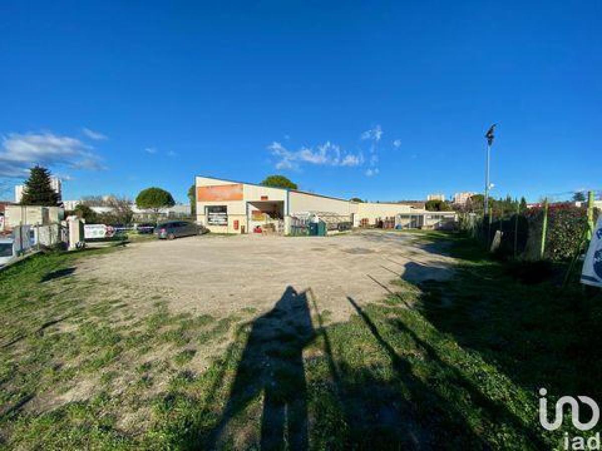 Picture of Office For Sale in Nimes, Languedoc Roussillon, France