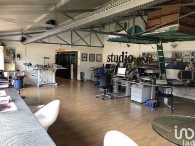 Apartment For Sale in Nancy, France