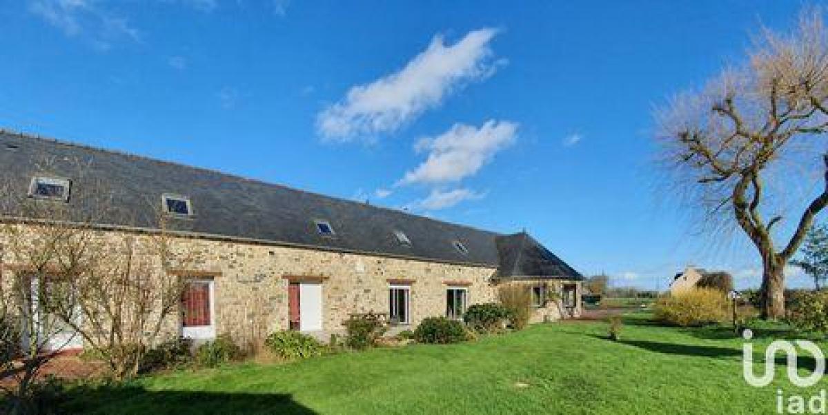 Picture of Home For Sale in Lanvollon, Bretagne, France