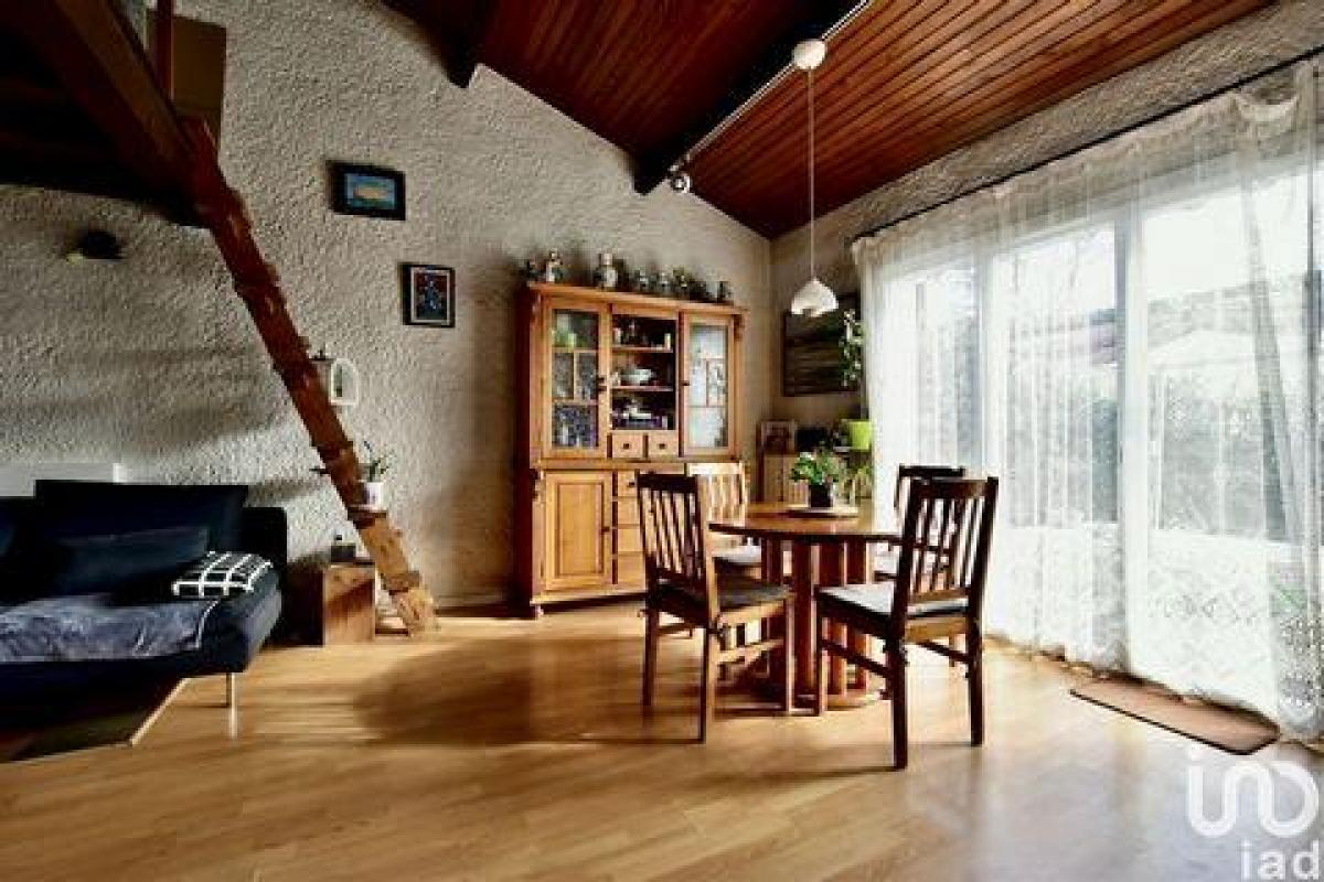 Picture of Home For Sale in Eysines, Aquitaine, France