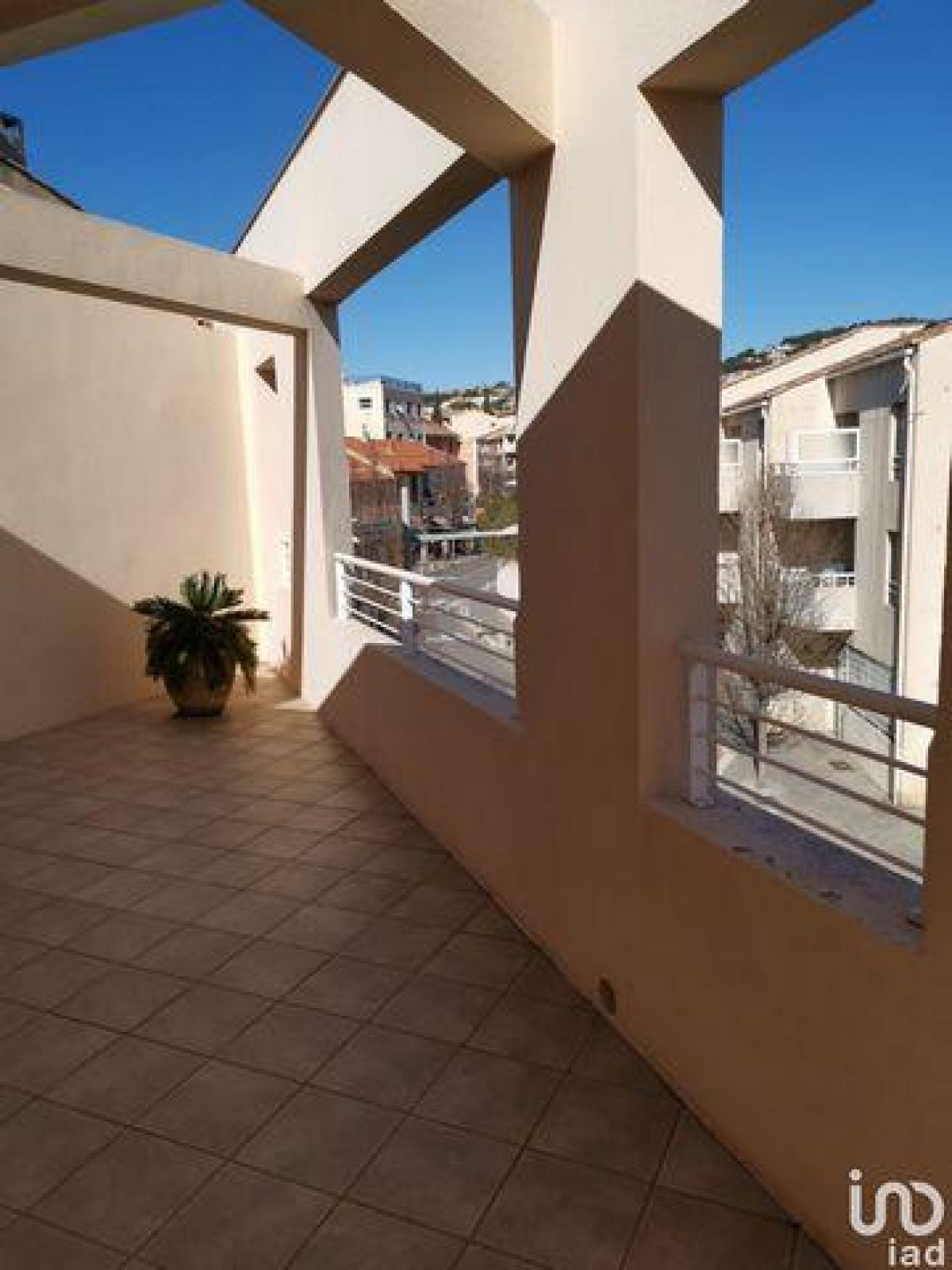 Picture of Condo For Sale in Bandol, Cote d'Azur, France