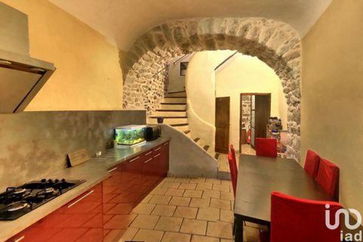 Picture of Home For Sale in Anduze, Languedoc Roussillon, France