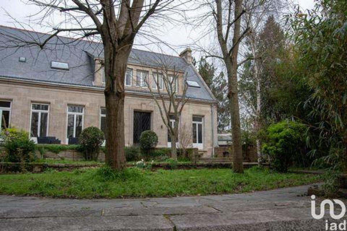 Picture of Home For Sale in Lorient, Bretagne, France