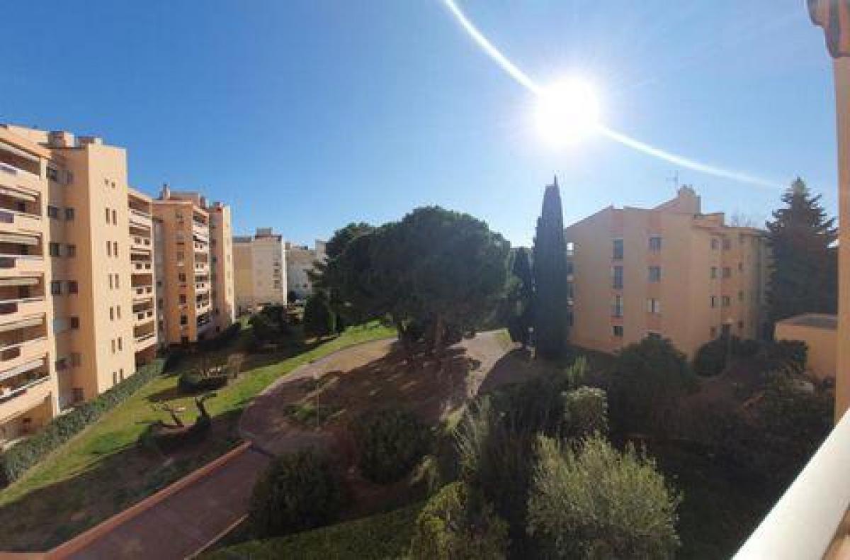 Picture of Condo For Sale in Istres, Provence-Alpes-Cote d'Azur, France