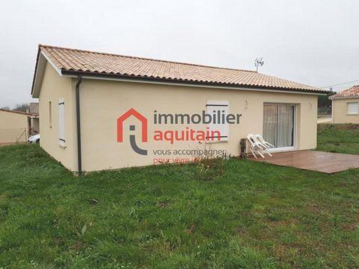 Picture of Home For Sale in Galgon, Aquitaine, France