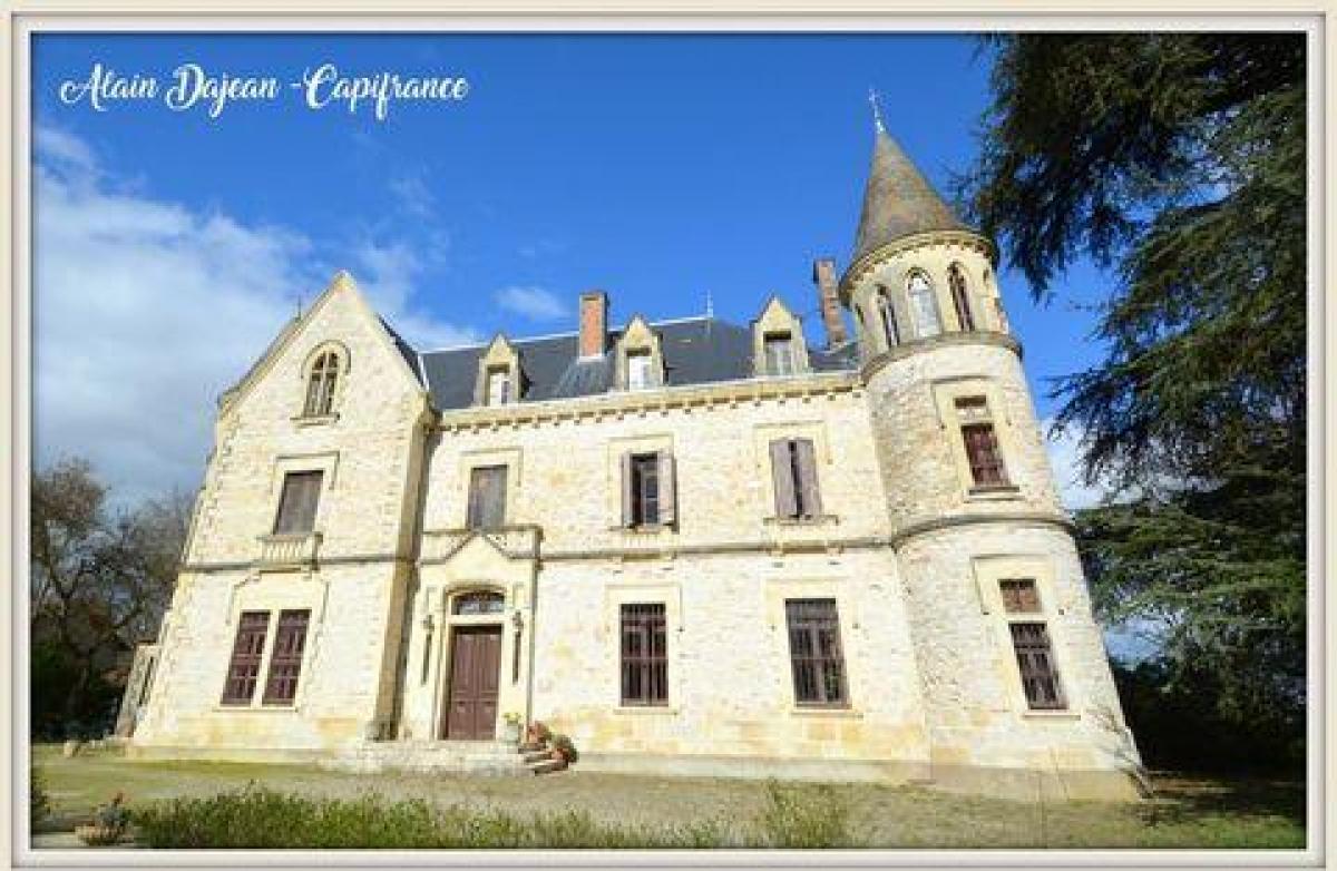 Picture of Home For Sale in Agen, Aquitaine, France