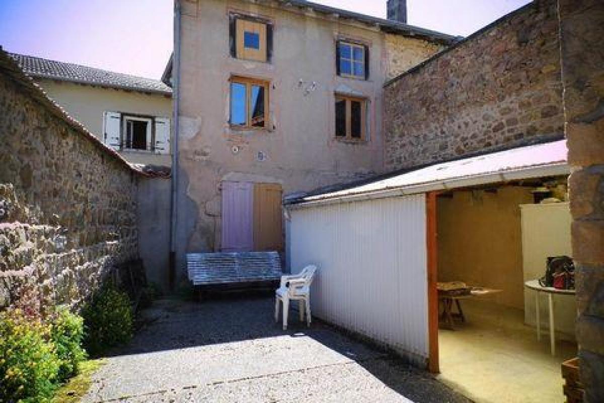 Picture of Home For Sale in Cluny, Bourgogne, France