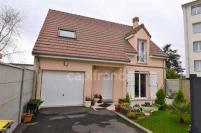 Home For Sale in Luisant, France