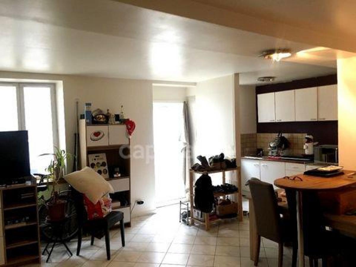 Picture of Home For Sale in Auxerre, Bourgogne, France