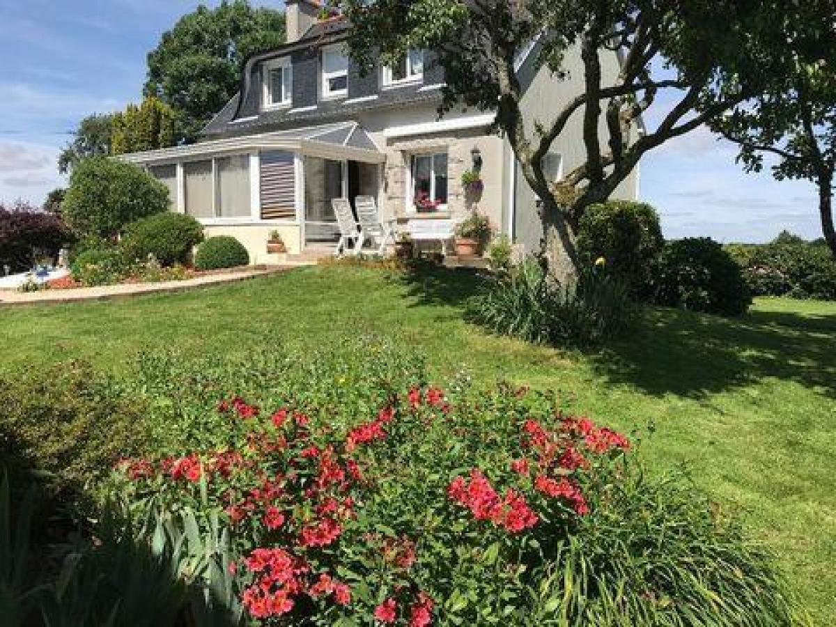 Picture of Home For Sale in Plougonven, Bretagne, France