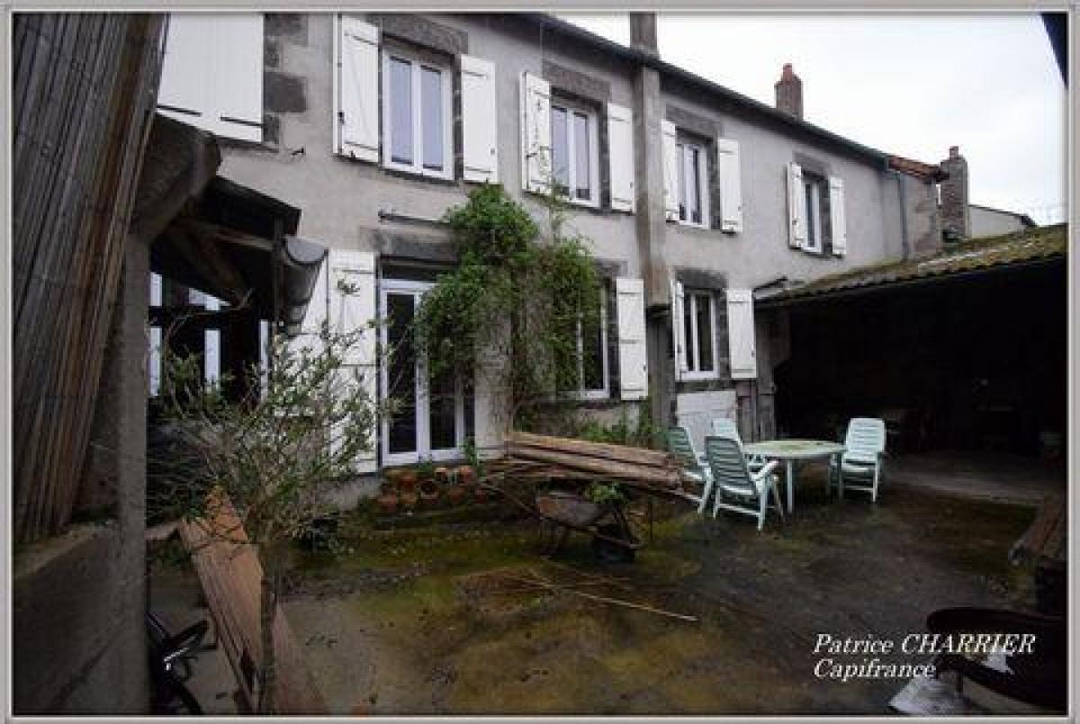 Picture of Home For Sale in Auzances, Limousin, France