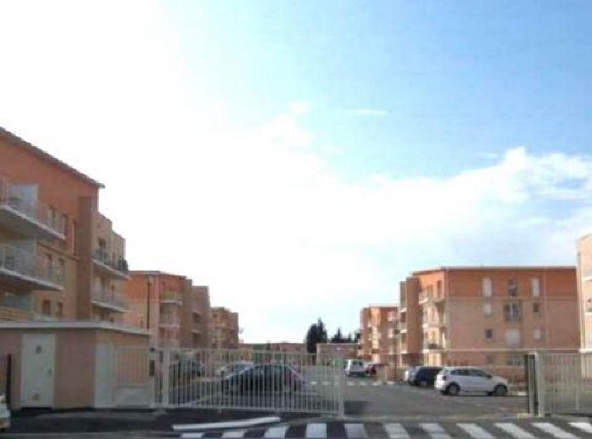 Picture of Condo For Sale in Montelimar, Rhone Alpes, France