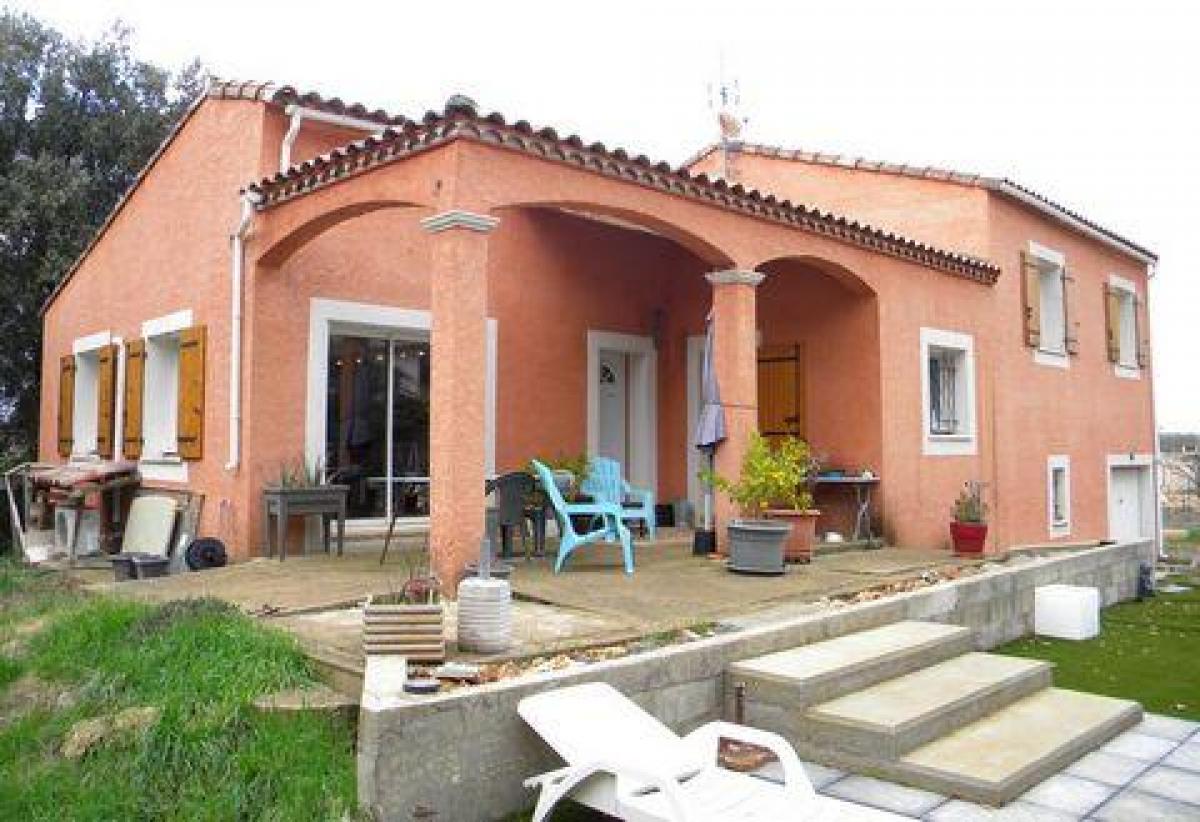 Picture of Home For Sale in Castries, Picardie, France