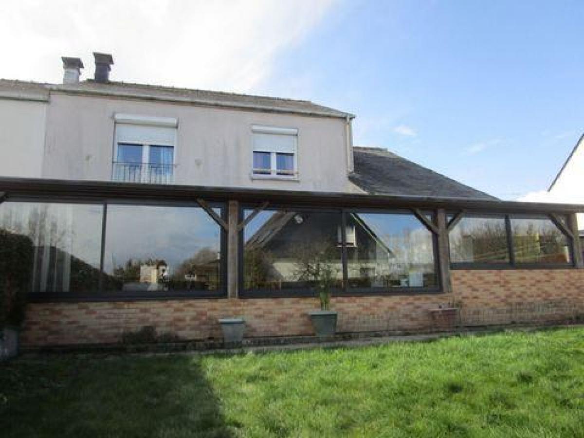 Picture of Home For Sale in Loudeac, Cotes D'Armor, France