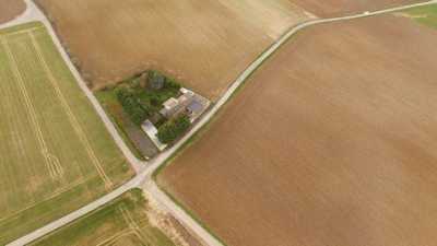 Home For Sale in Hombleux, France