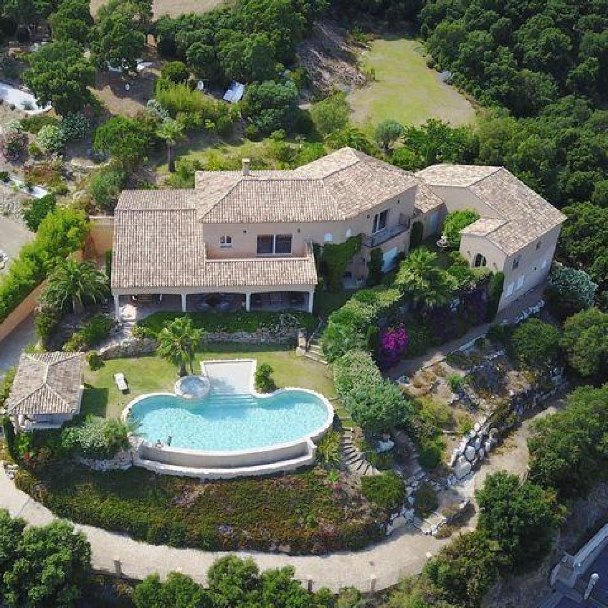 Picture of Home For Sale in Grimaud, Cote d'Azur, France