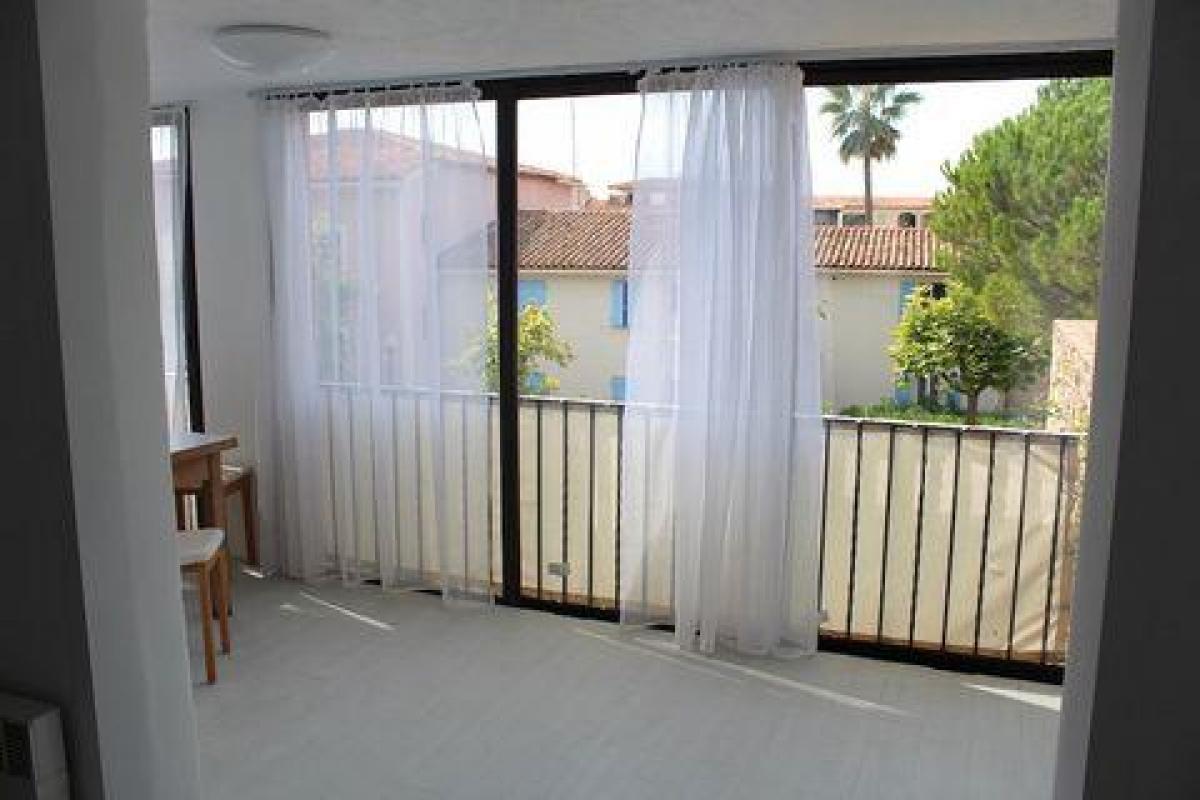 Picture of Condo For Sale in Cogolin, Provence-Alpes-Cote d'Azur, France