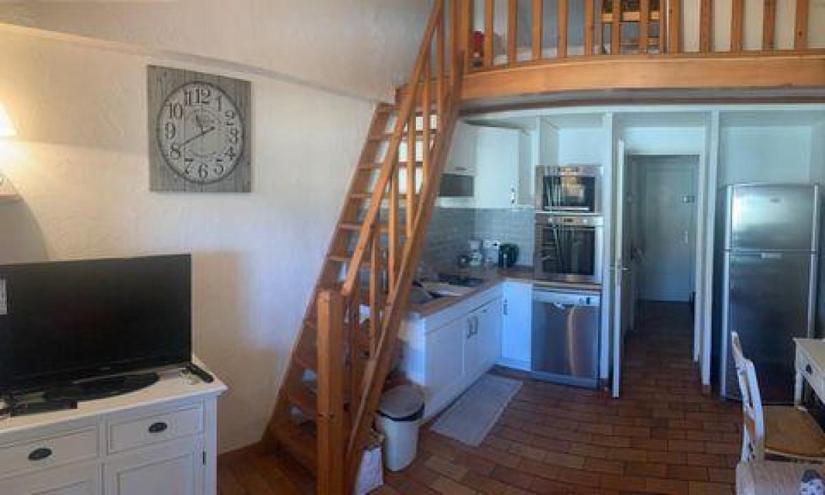 Picture of Condo For Sale in Cogolin, Provence-Alpes-Cote d'Azur, France